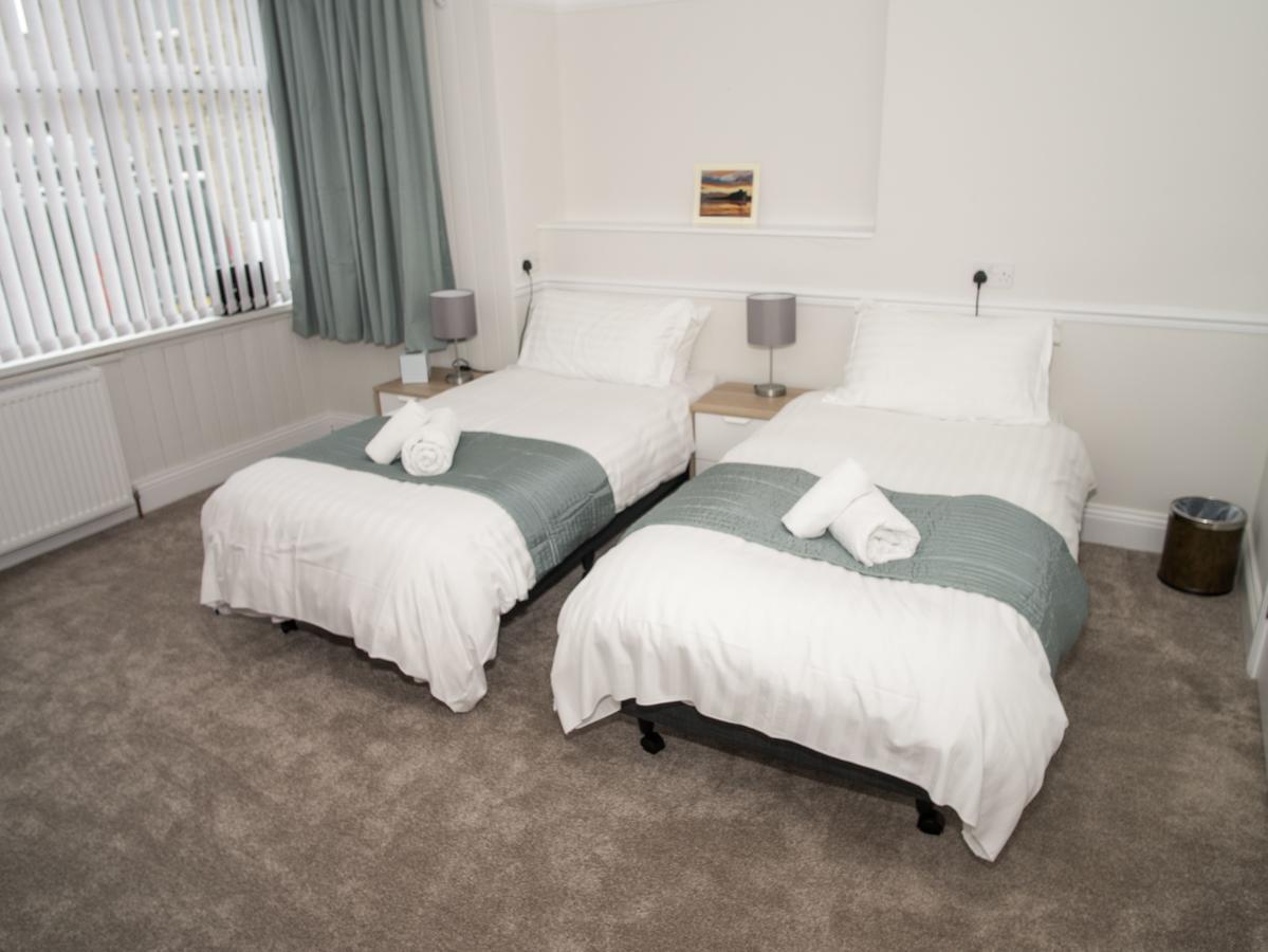 Longstone House Bed & Breakfast Hotel Seahouses Exterior photo